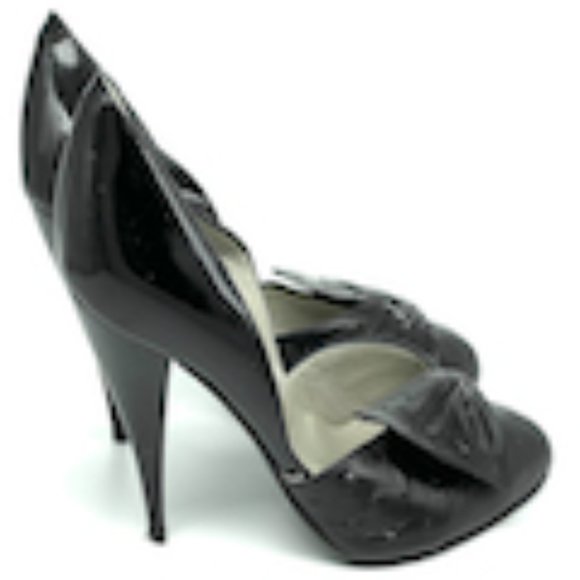 BLACK HIGH HEELS - Picture 2 of 11